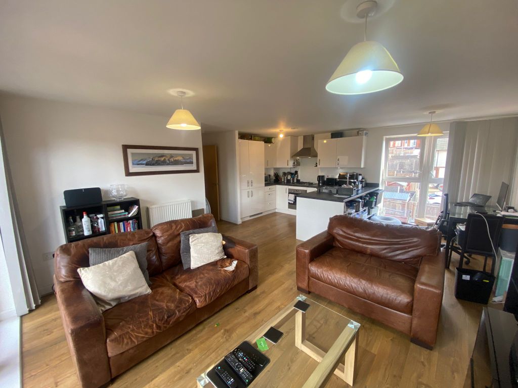 Property photo 2 of 12