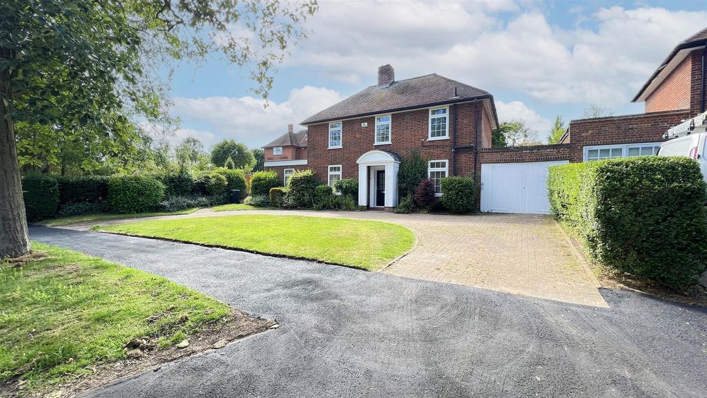Property photo 1 of 16