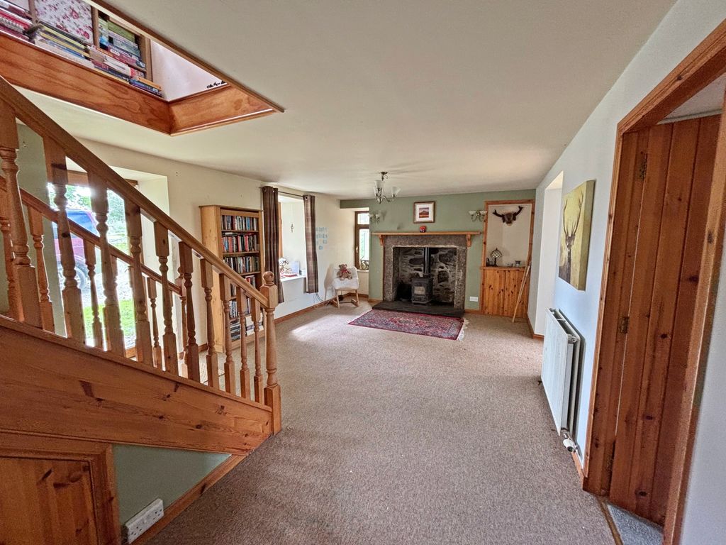 Property photo 3 of 22