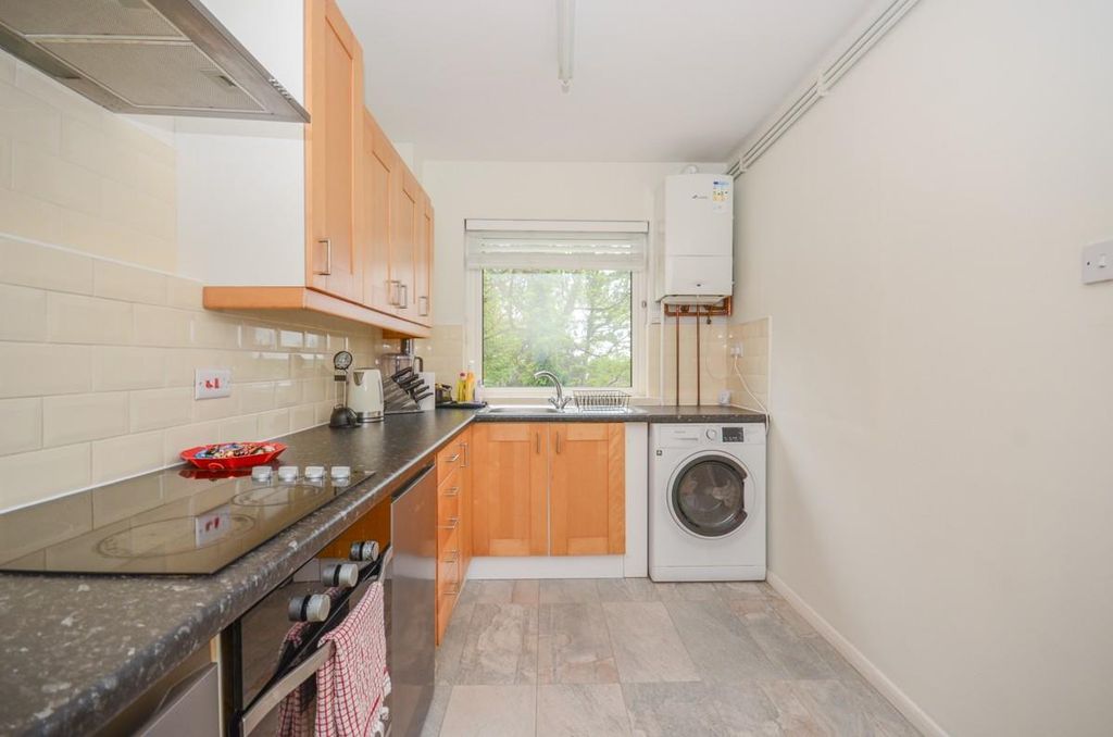 Property photo 3 of 15 Kitchen.Jpg