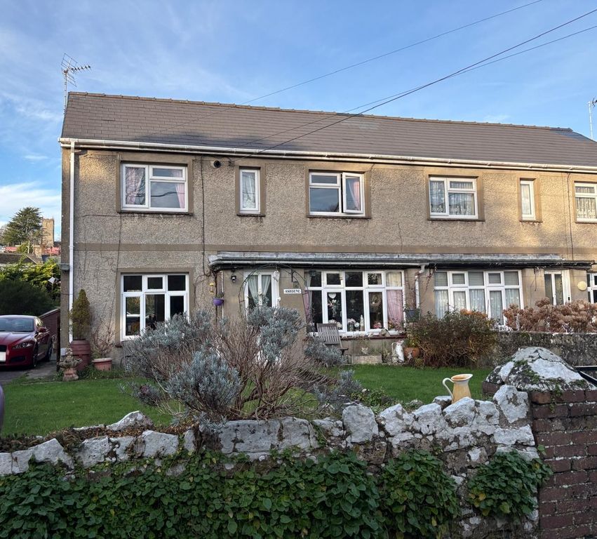 Property photo 1 of 2