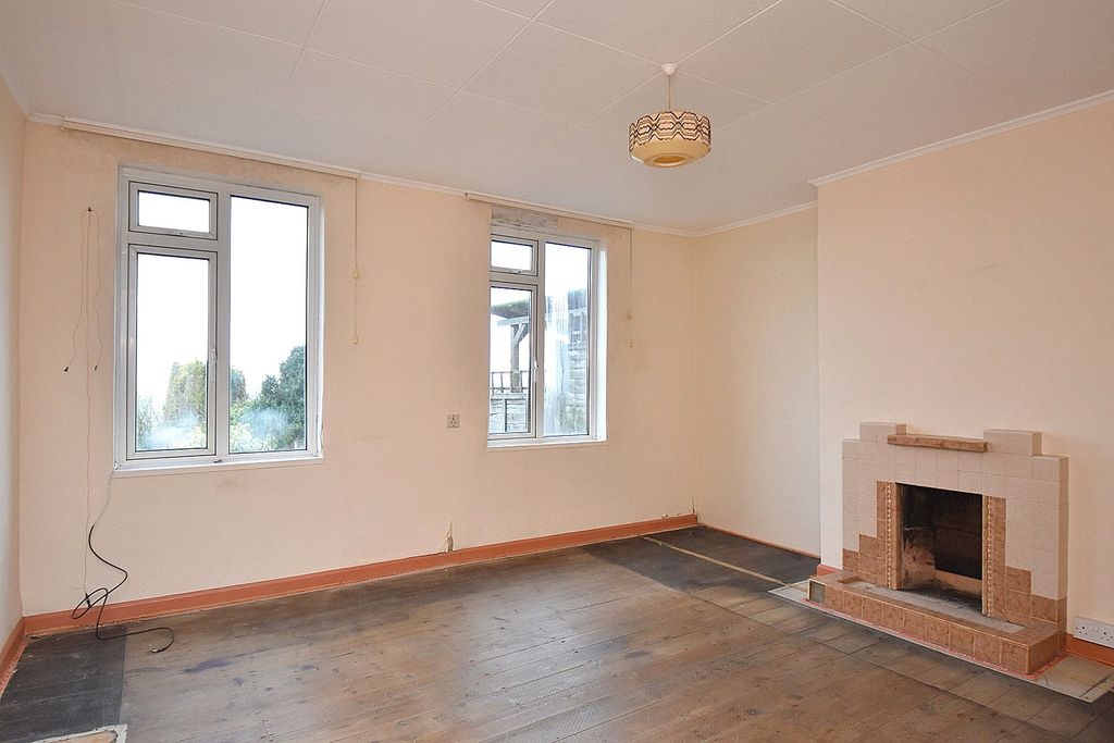 Property photo 3 of 8 Picture No. 04