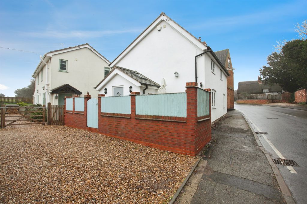 Property photo 3 of 23