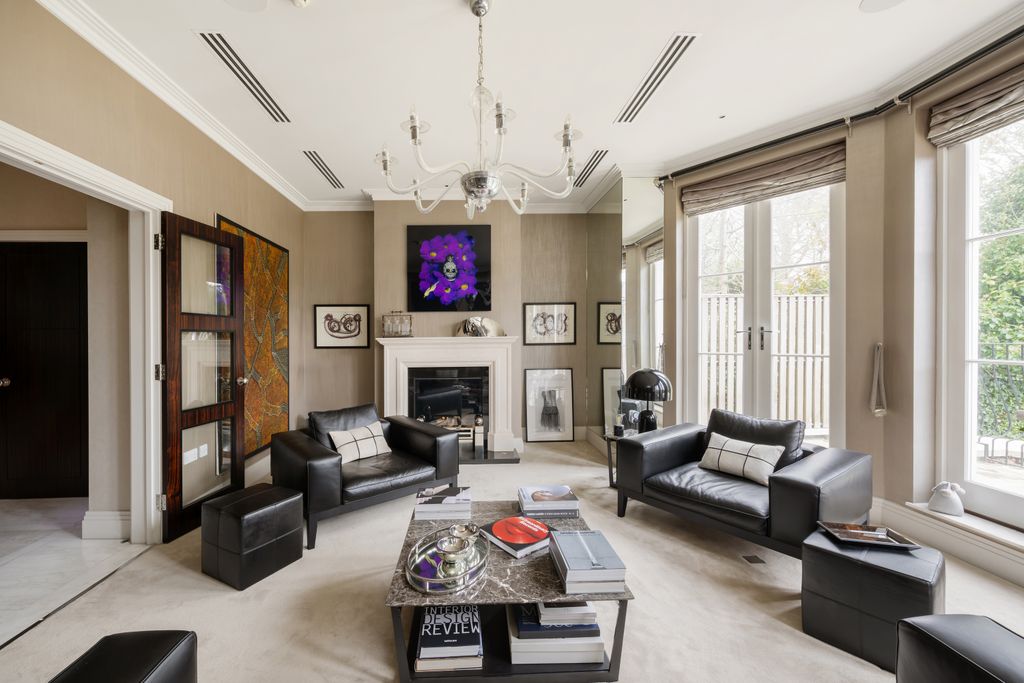 Property photo 2 of 20