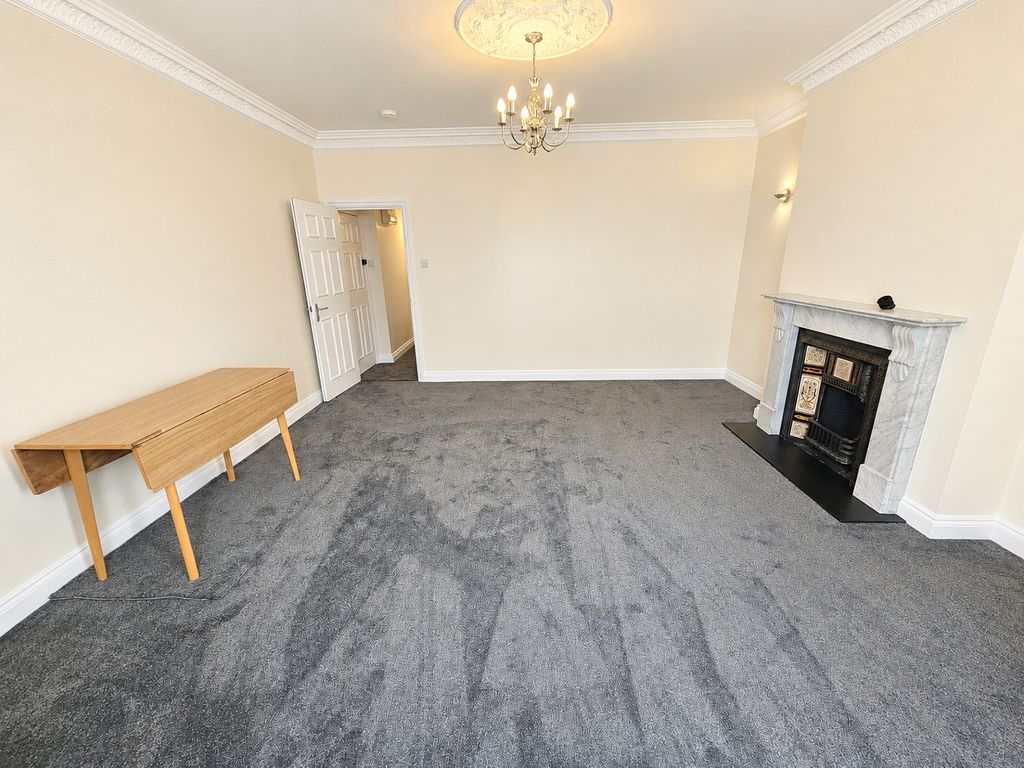 Property photo 2 of 12 Living Room