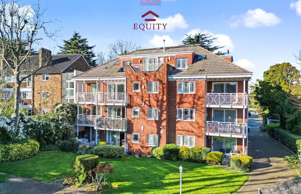 Additional image 7 of 3 bed flat for saleCulloden Road, Enfield EN2
