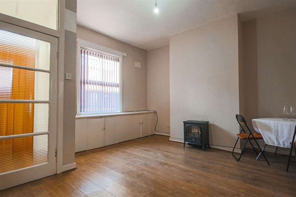 Property photo 3 of 13 Img_2018.Jpg