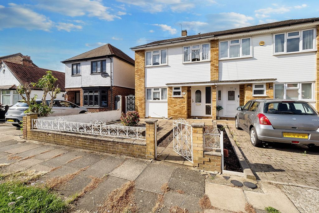 Property photo 1 of 24