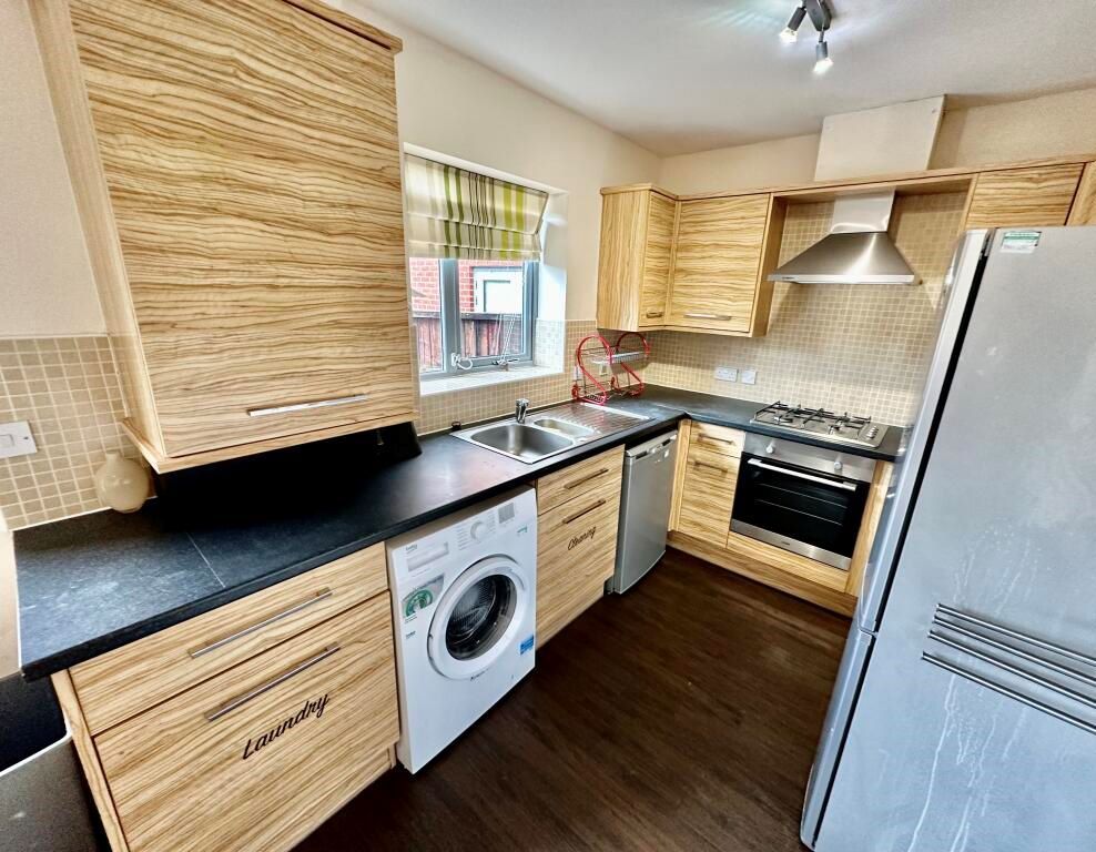 Property photo 2 of 12