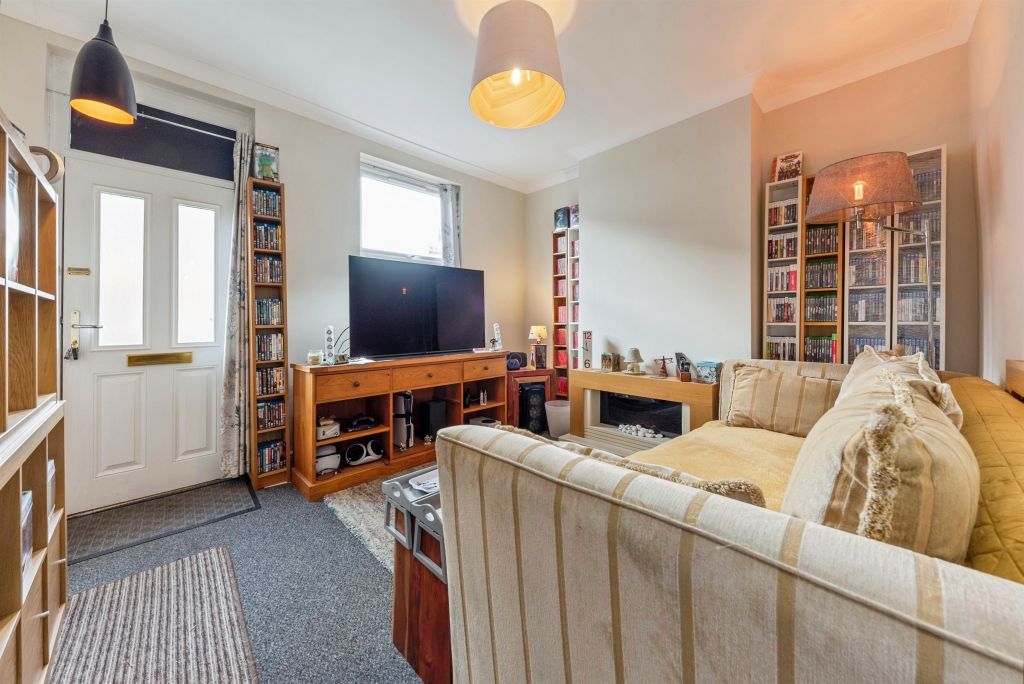 Property photo 3 of 20