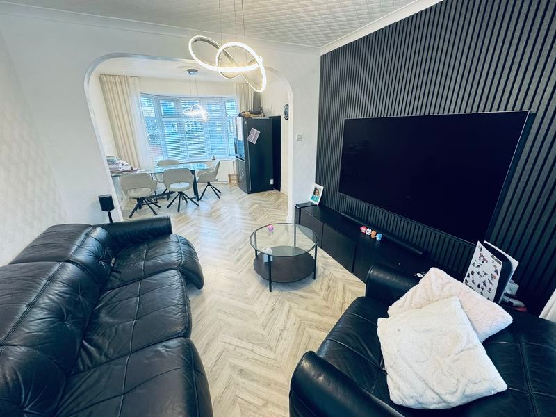 Property photo 3 of 15 Photo 9