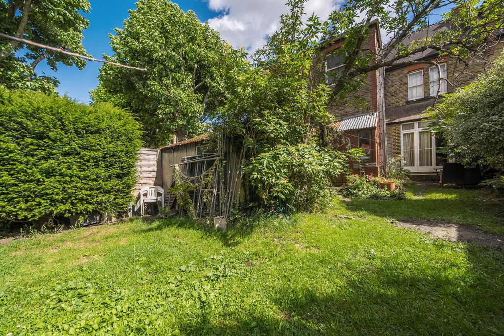 Property photo 2 of 16 1468290-6-6A28470...