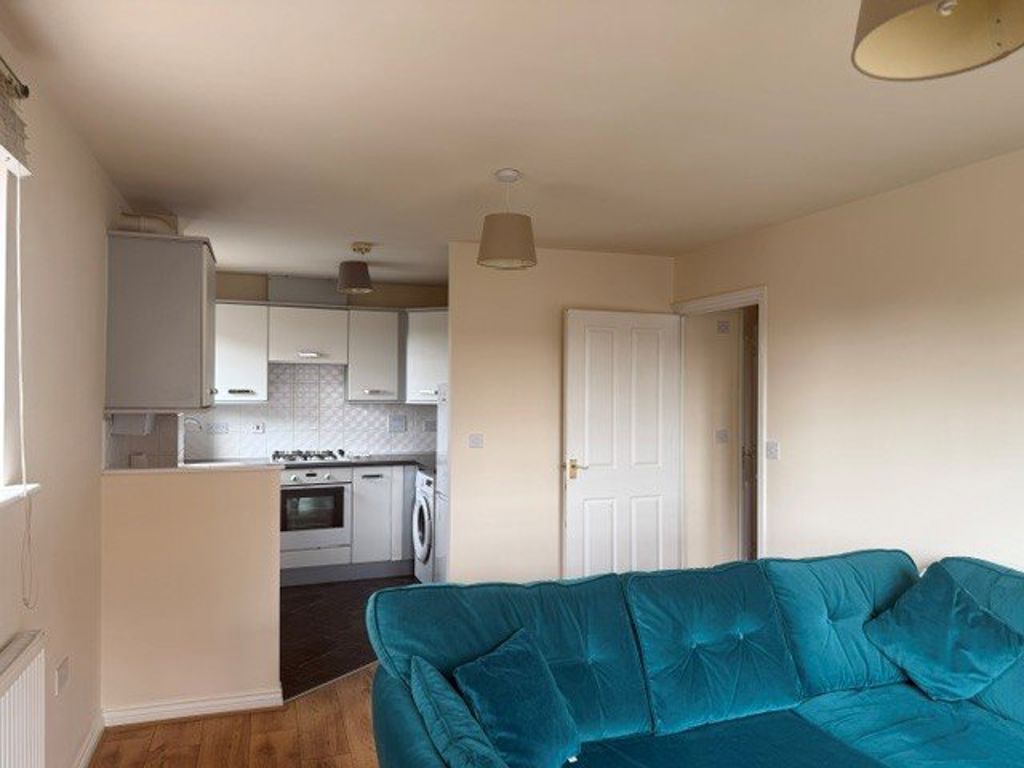 Property photo 3 of 8