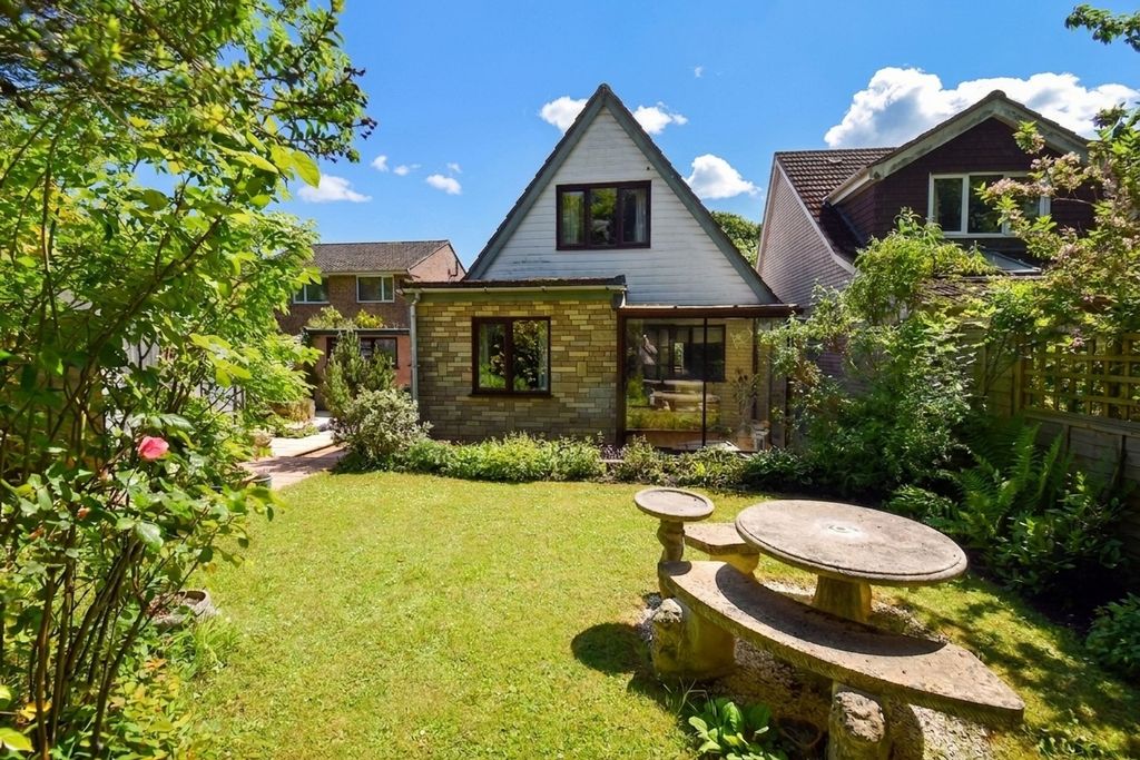 Property photo 3 of 17