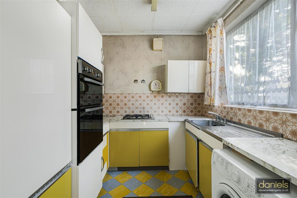 Property photo 3 of 11 4_63511_Watermarked.Jpg