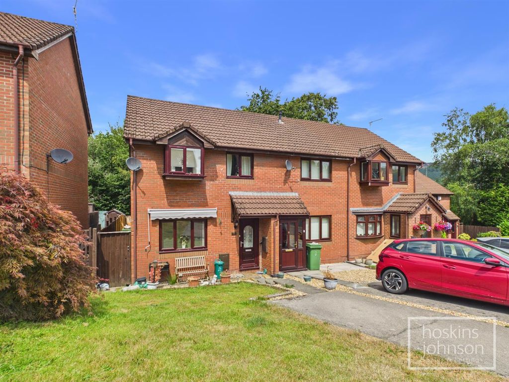 Property photo 1 of 19