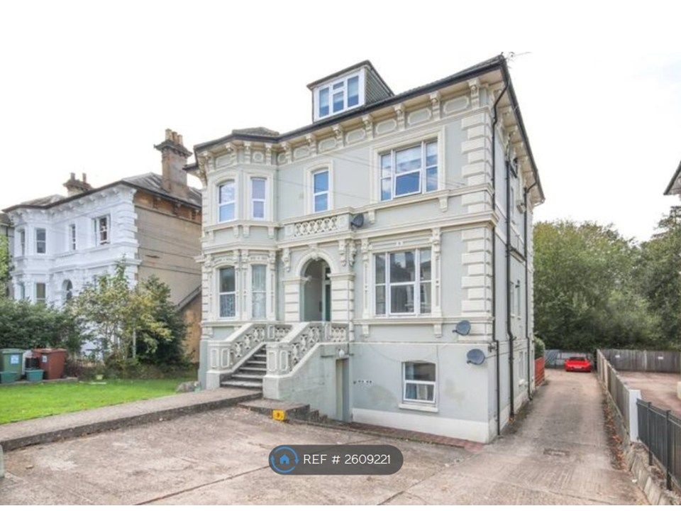 Property photo 2 of 15