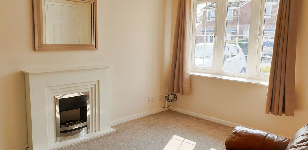 Property photo 2 of 13