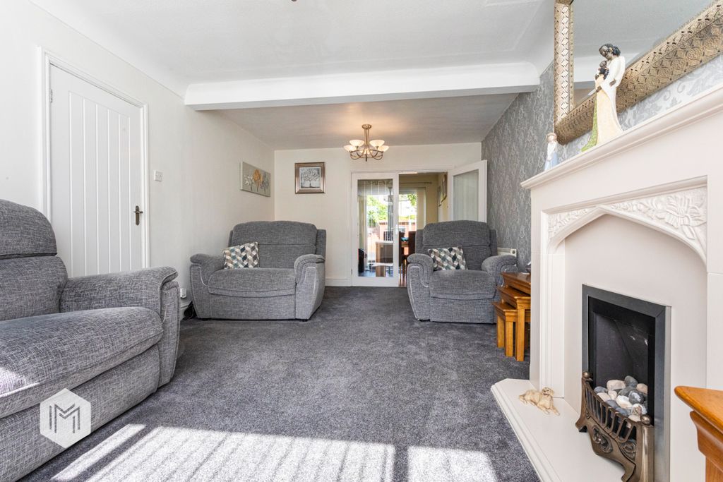 Property photo 3 of 27 Picture No. 06