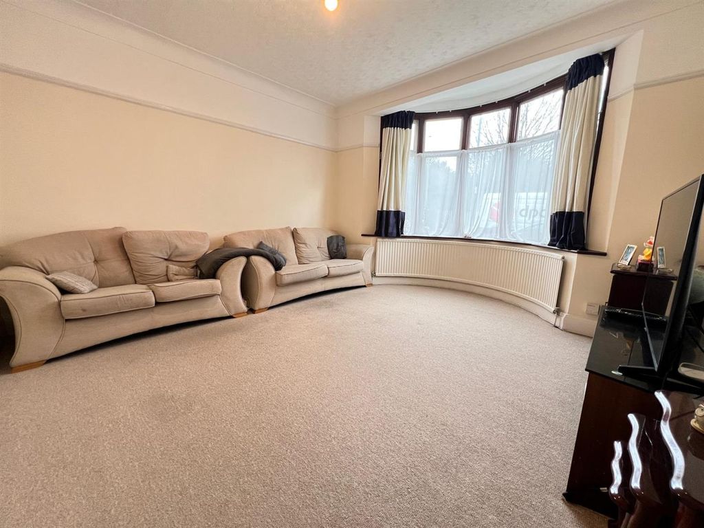 Property photo 3 of 18 02A.Jpg