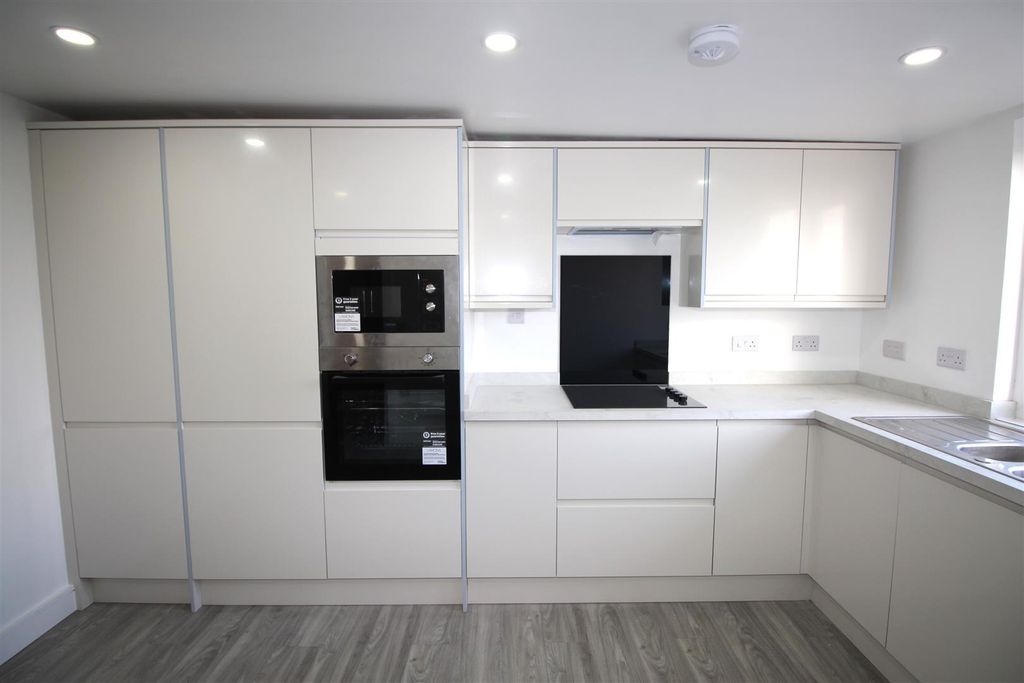 Property photo 2 of 8 Img_4534.Jpg