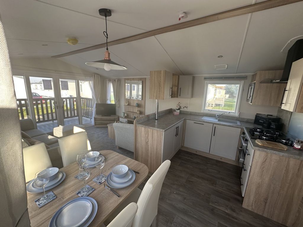 Property photo 3 of 6 Manor 3.Jpg