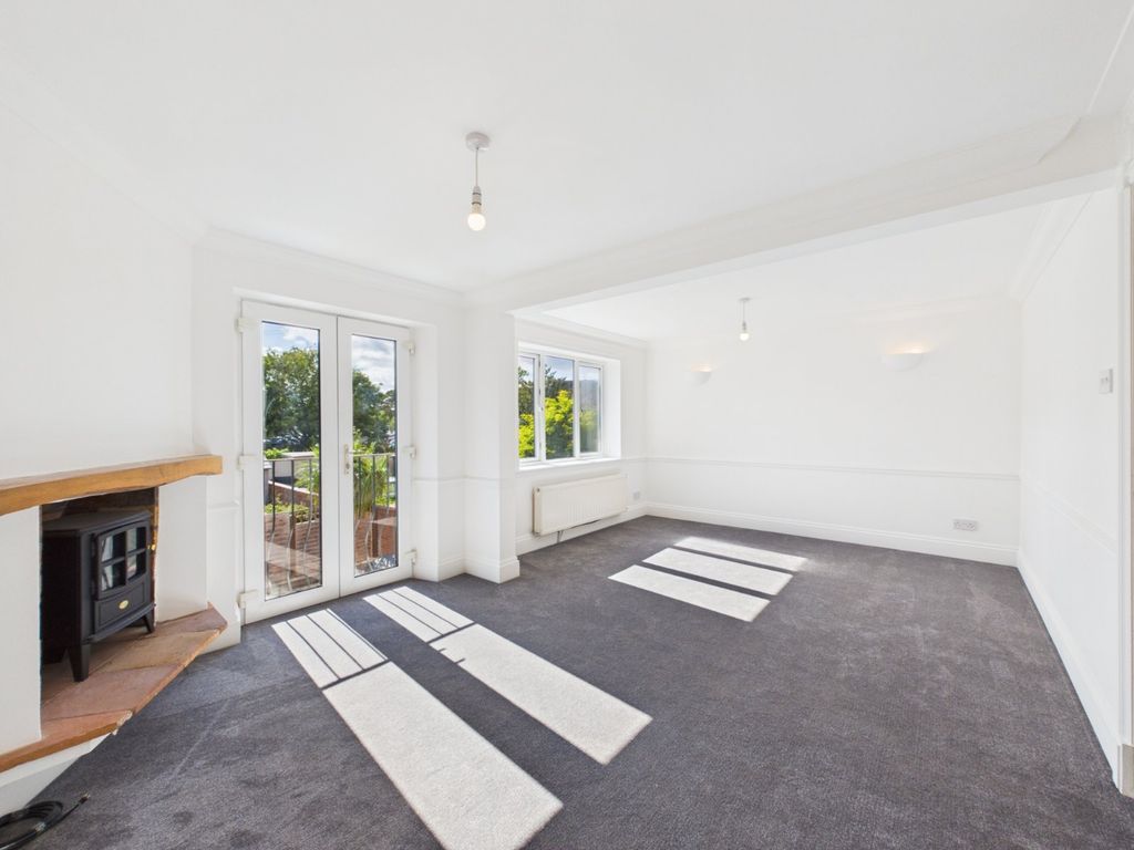 Property photo 2 of 12 Picture No. 03
