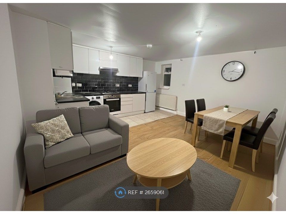 Property photo 2 of 5