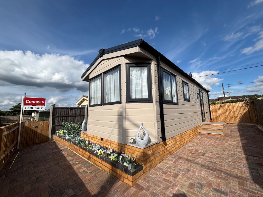 Property photo 1 of 25