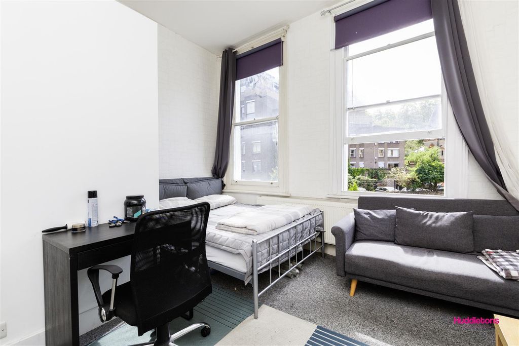 Property photo 1 of 9 F5, 56-58 Crowndale Road -7.Jpg