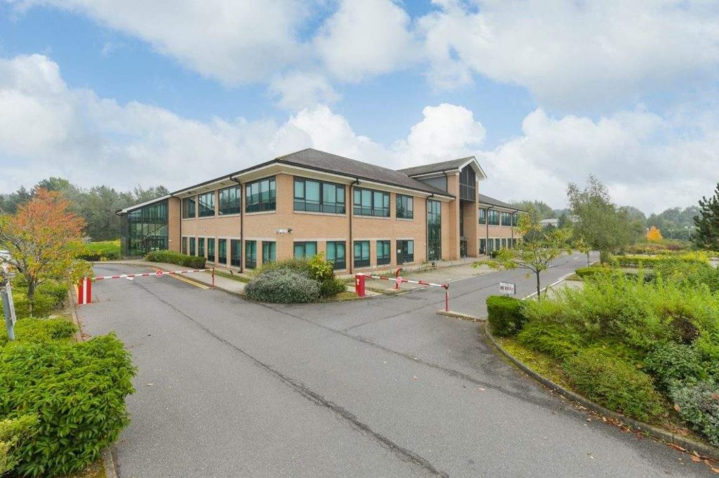 Property photo 2 of 12