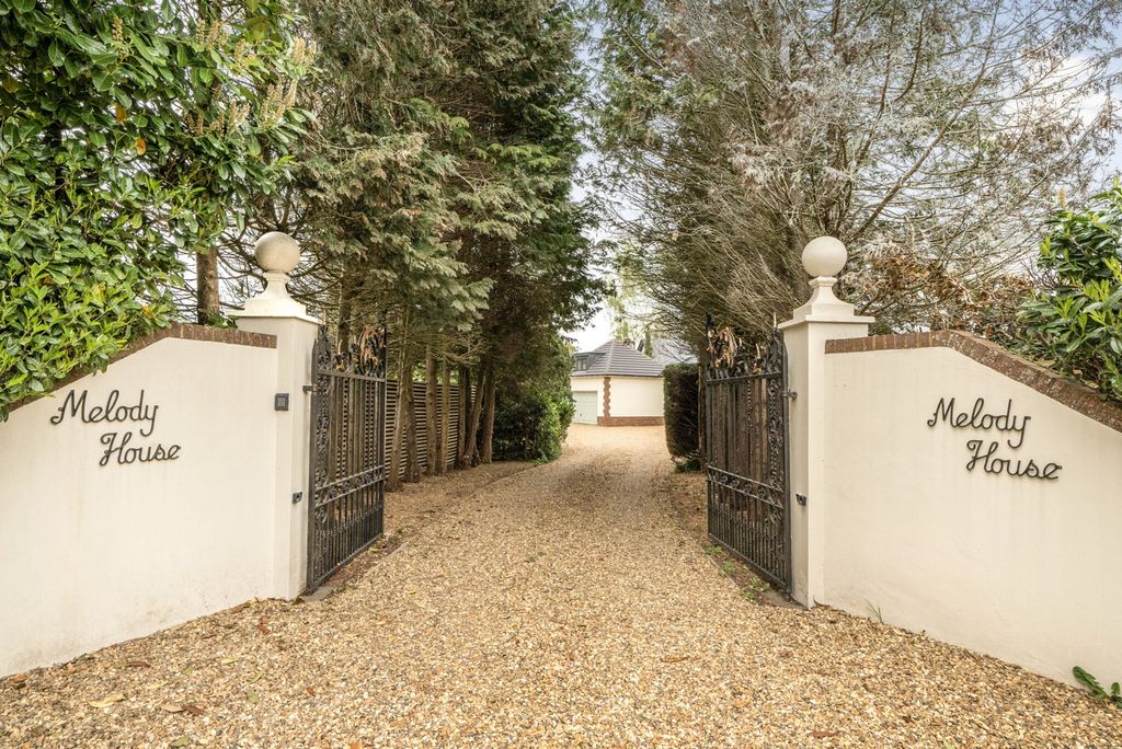 Property photo 2 of 36 1446765-29-69E20c...
