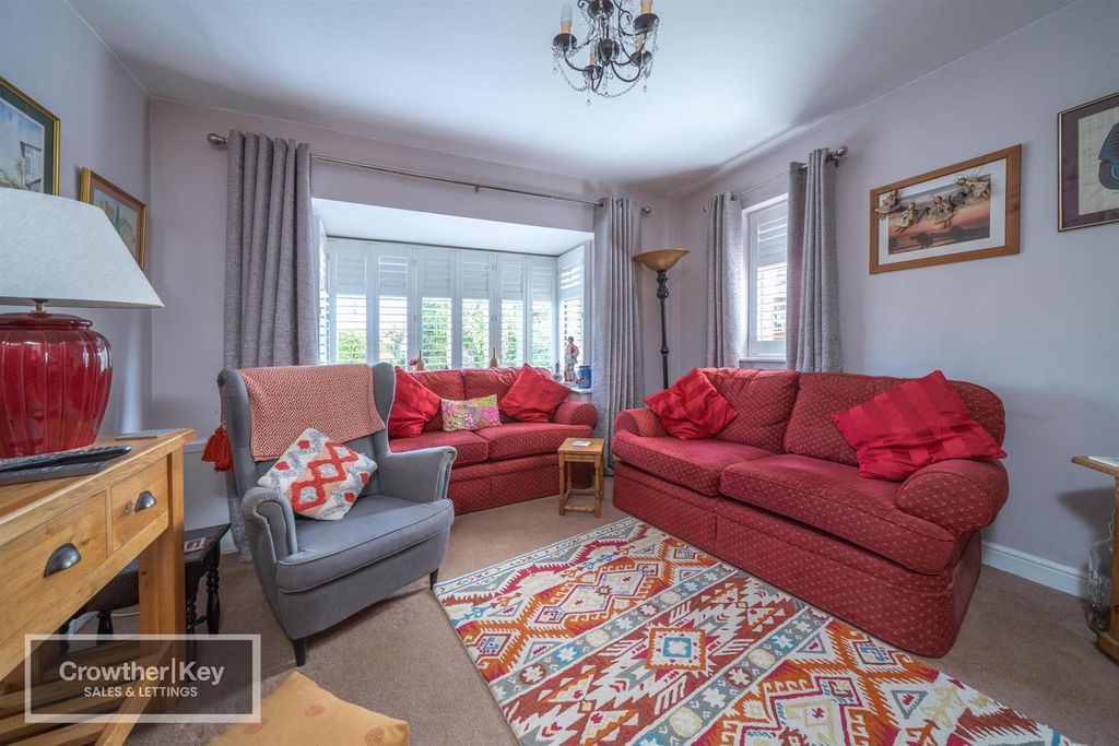 Property photo 3 of 15 25.Jpg