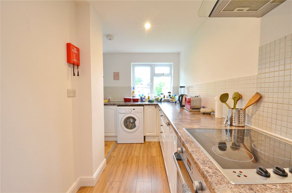 Property photo 2 of 16 Picture No. 01