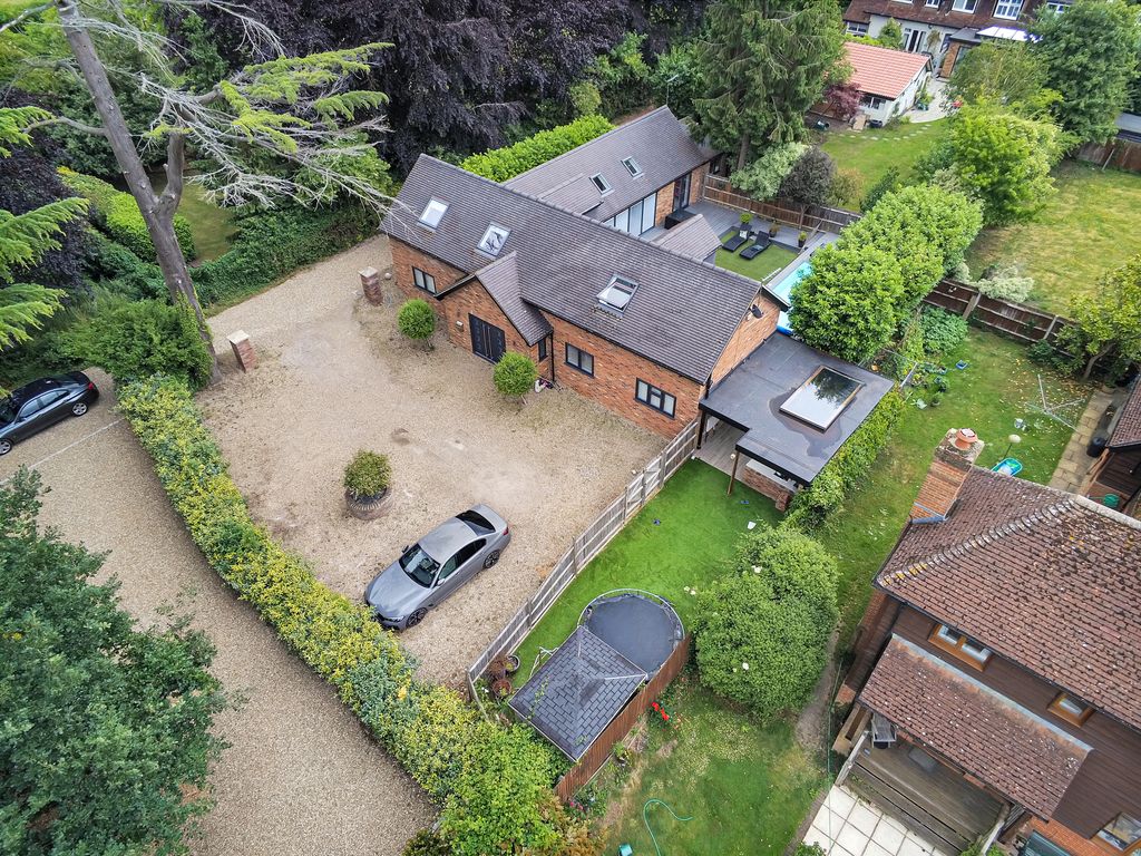 Property photo 1 of 36 101004690759
