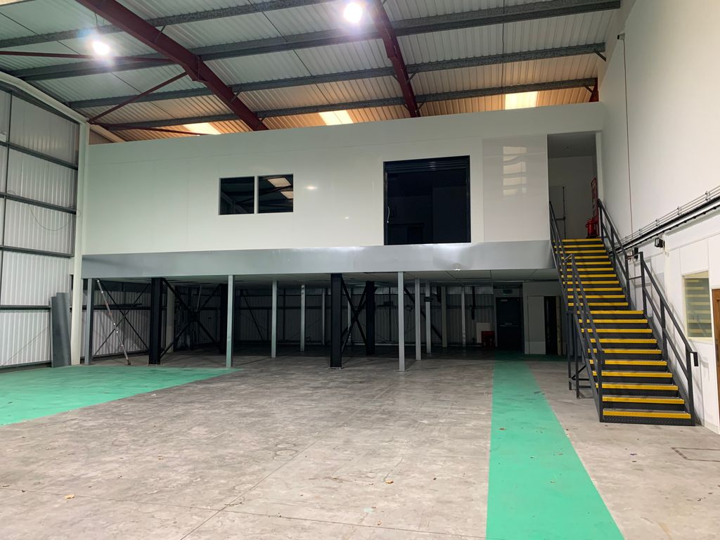 Property photo 2 of 12