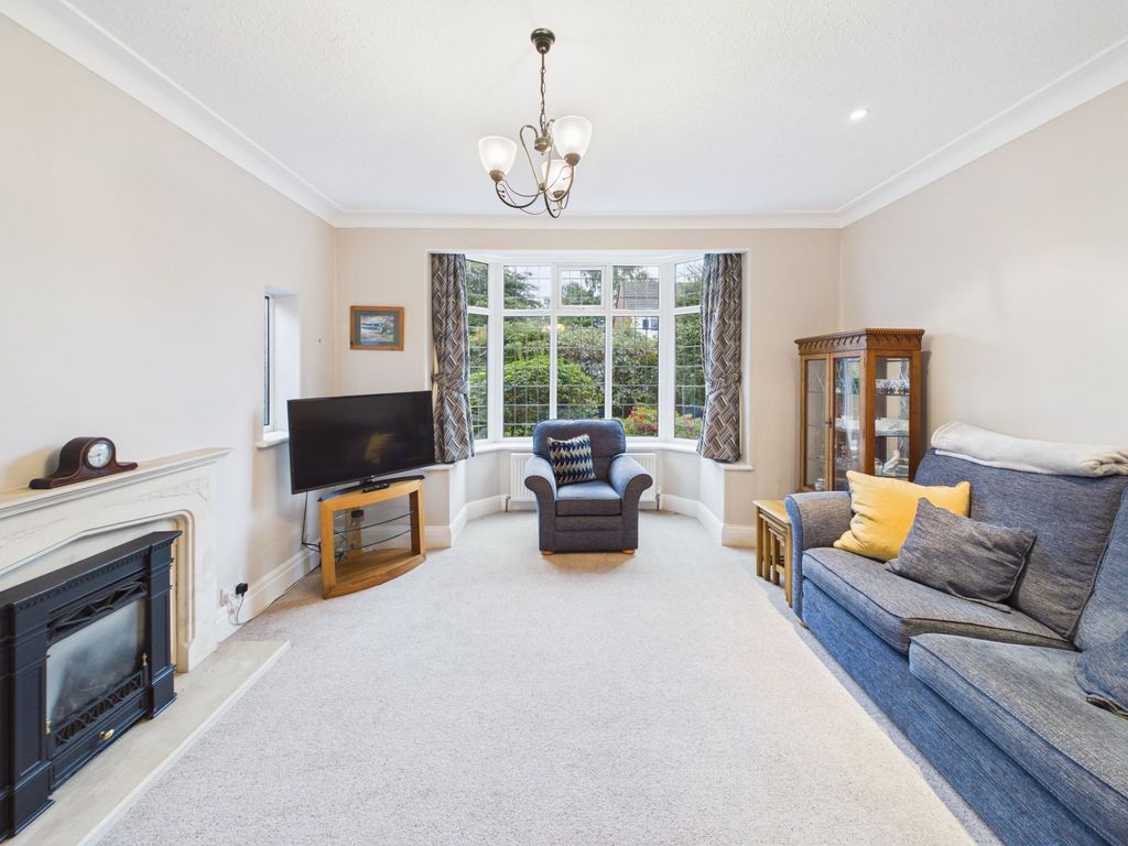 Property photo 2 of 43