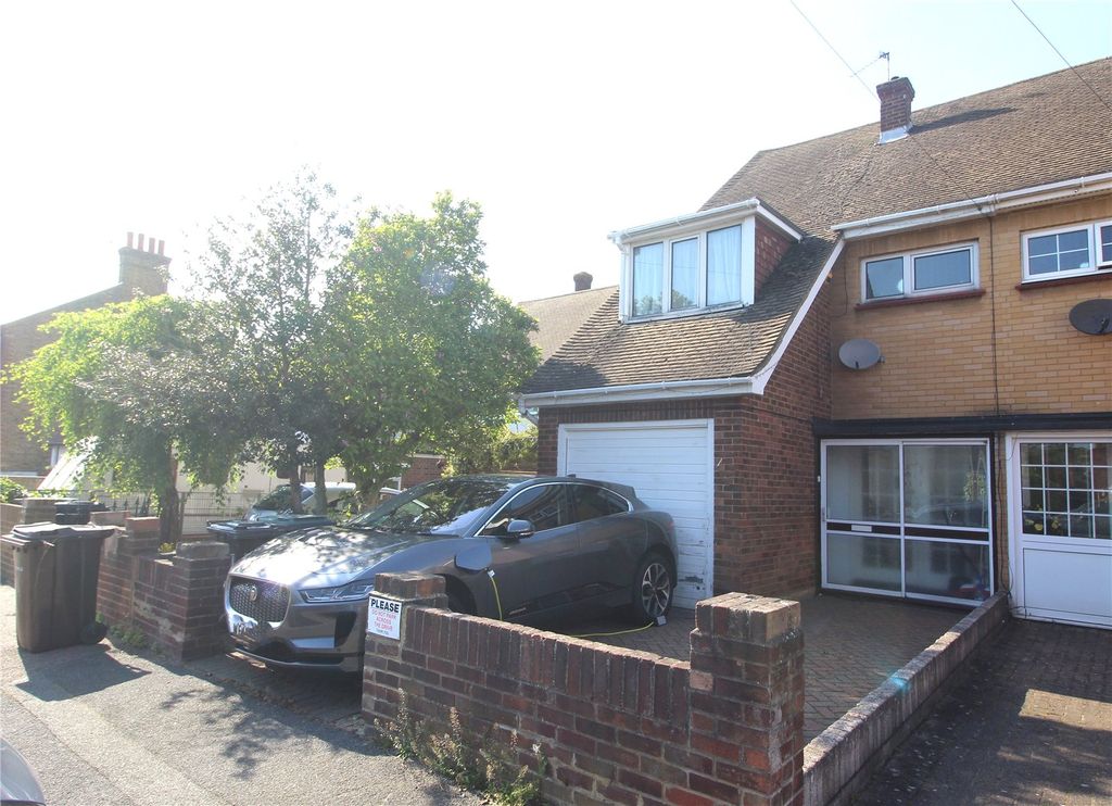 Property photo 1 of 10 Picture No. 13