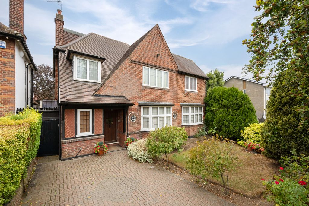 Property photo 1 of 13