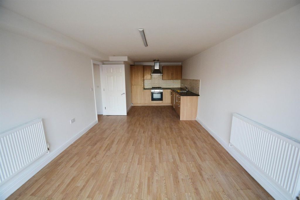 Property photo 3 of 15 Iejera6Rpuw-Evxnlp5m3W.Jpg