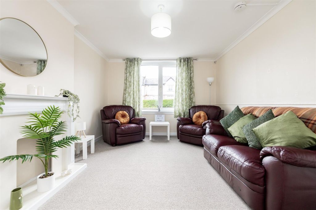 Property photo 2 of 21 03 - Lounge 2.Jpg