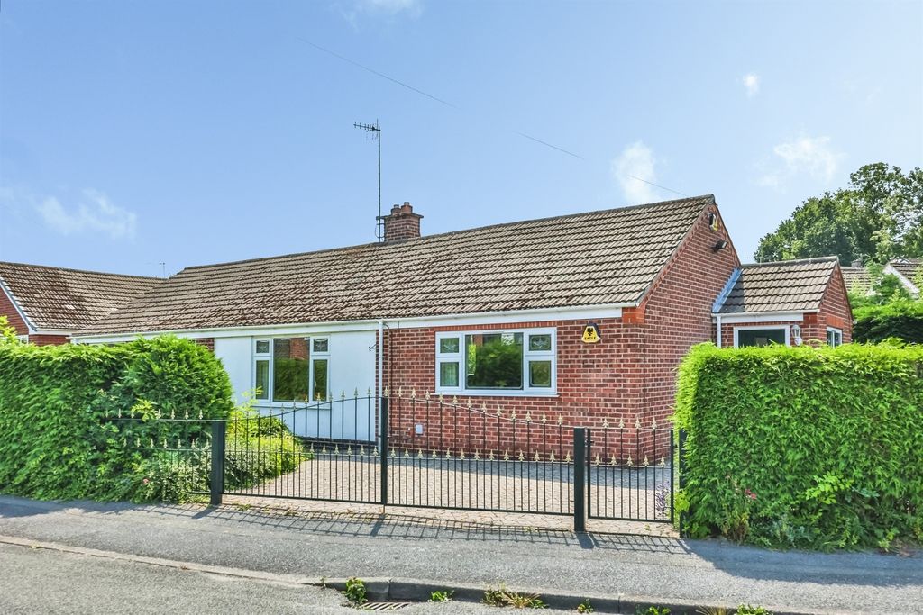 Property photo 1 of 19