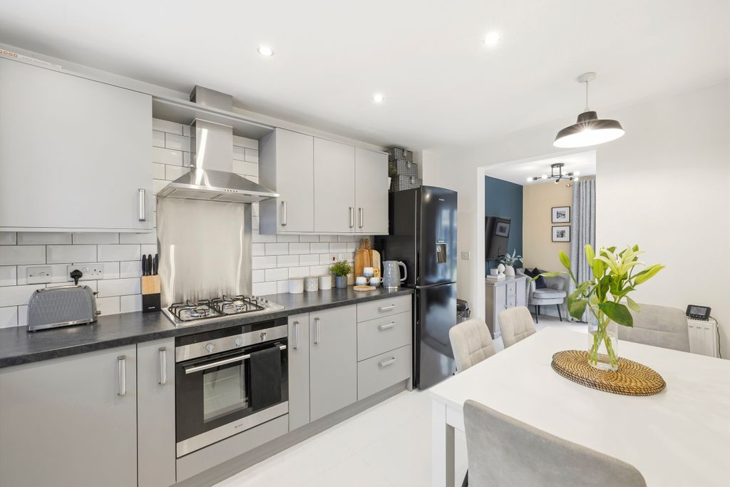 Property photo 2 of 27 Photo 2