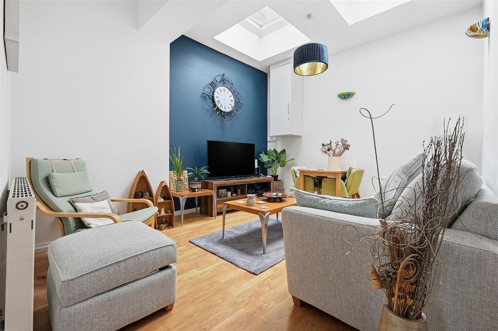 Property photo 2 of 15 Img_3454.Jpg