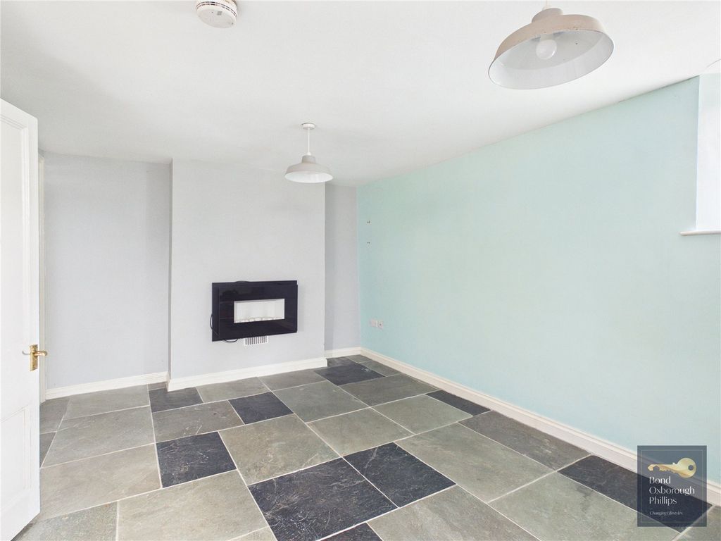 Property photo 3 of 13 Picture No. 05