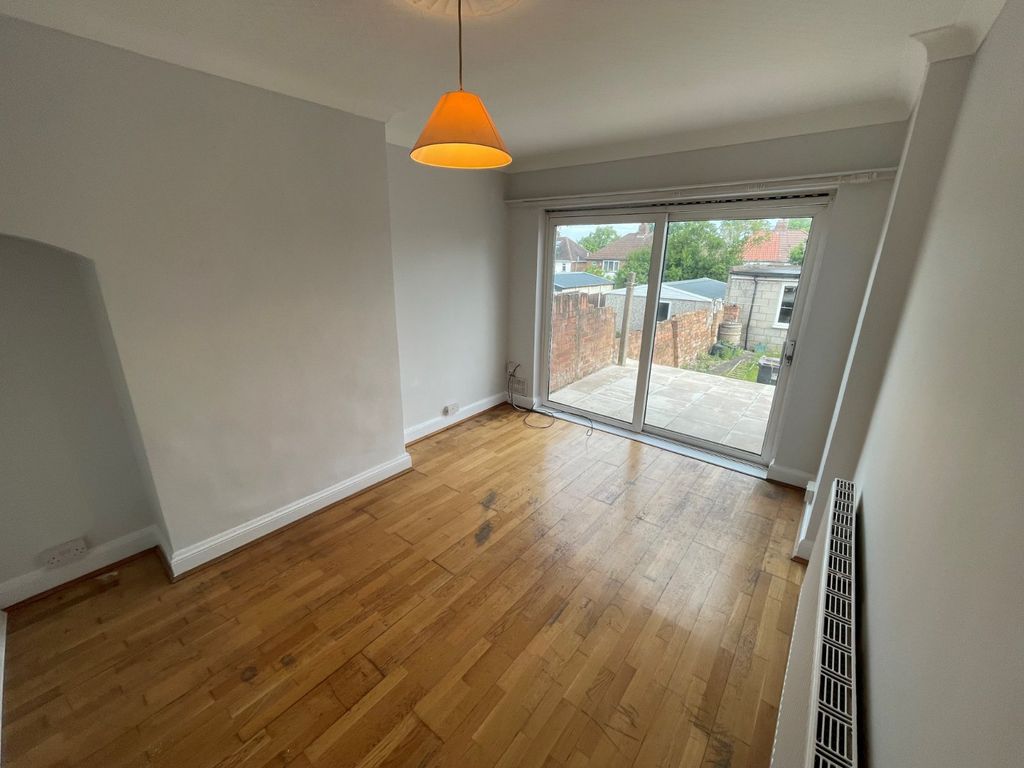 Property photo 3 of 10 Picture No. 05