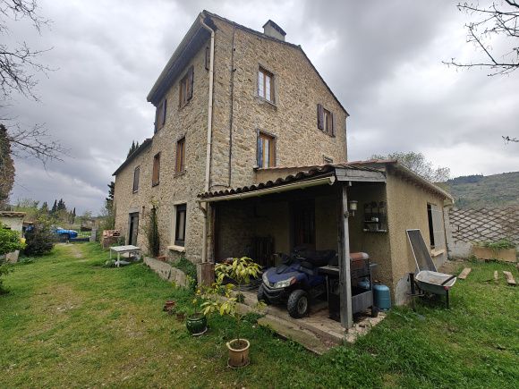 Property photo 1 of 18