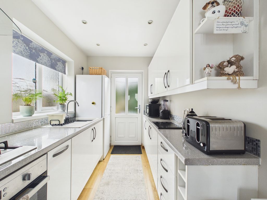 Property photo 3 of 23