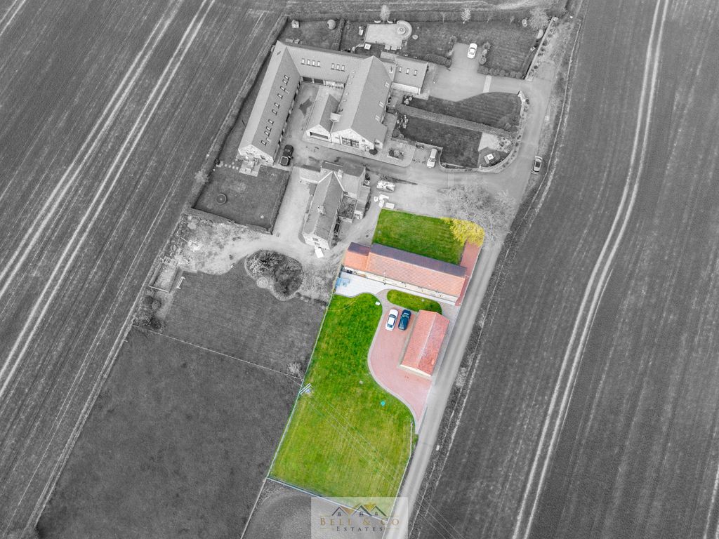 Property photo 2 of 55
