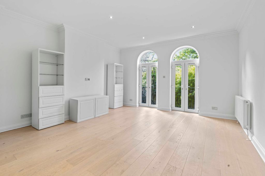 Property photo 3 of 12 Reception Room